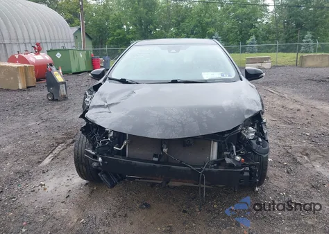 2017 Toyota Corolla Se z USA, uszkodzony, nr VIN 2T1BURHE8HC956216